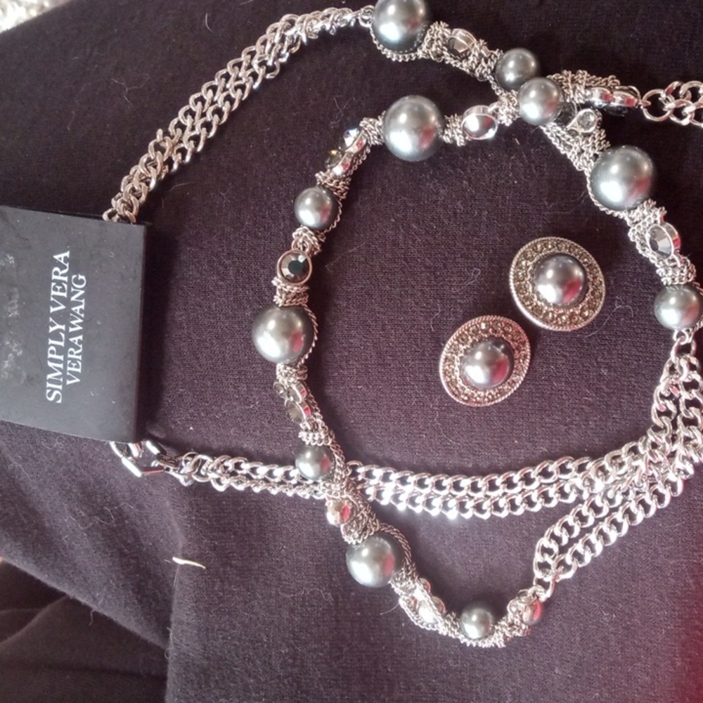 Necklace with earrings